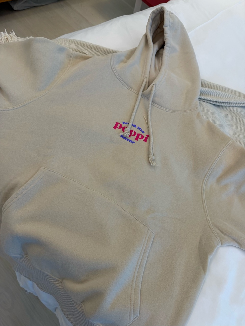 Poppi Women's Turtleneck Hoodie - Beige